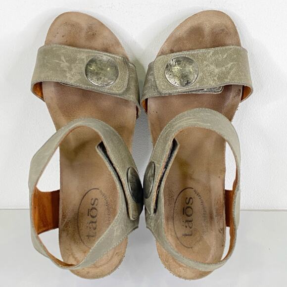 TAOS Carousel 2 Wedge Sandal Gray Leather Womens US  8-8.5 / EU 39 Walking Shoe - Picture 7 of 11